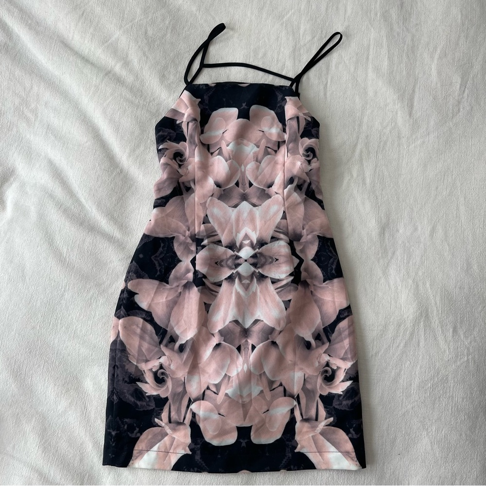 Tigermist abstract print mini dress Size S